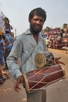 Trommel-Verkäufer in Anjuna