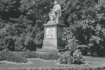 Schubert - Denkmal im Stadtpark - Juli 1940